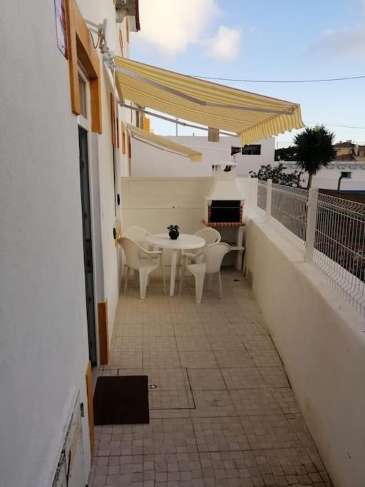 Casa Da Praia Da Poca - Apartamento Tulipa Ещорил Екстериор снимка